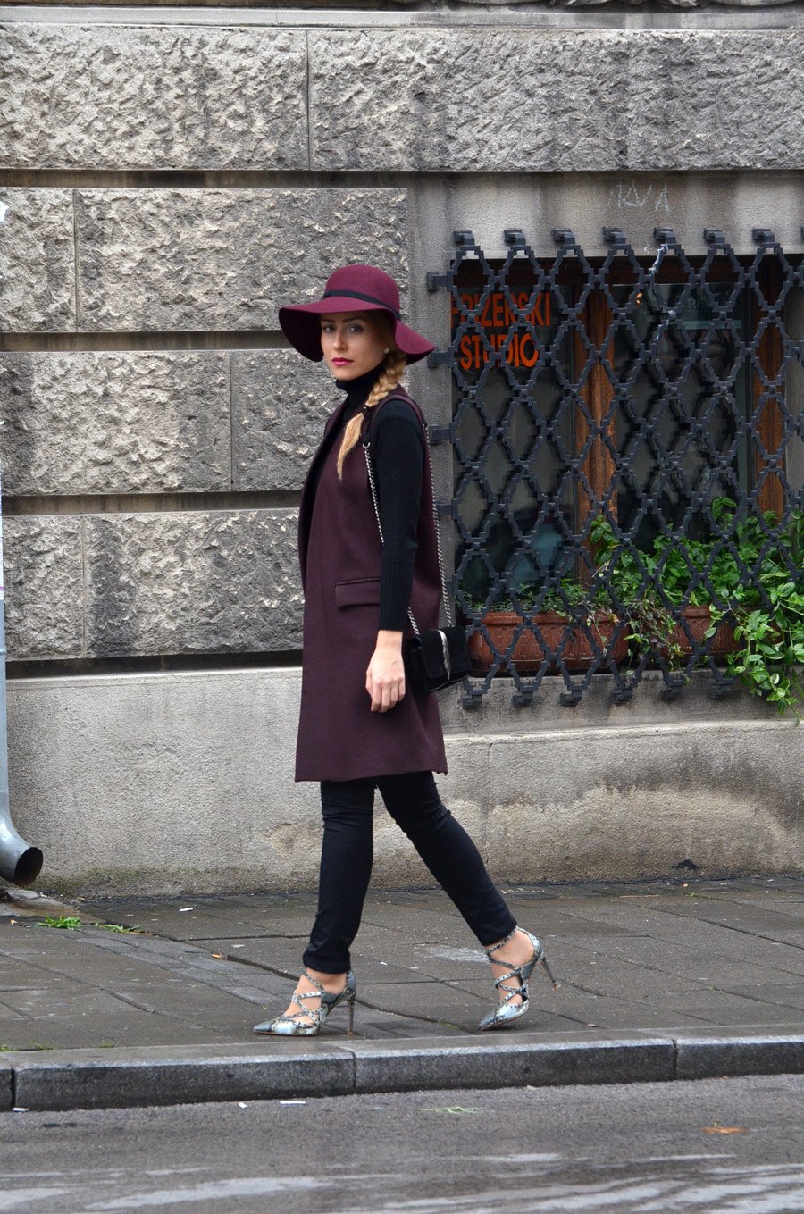  Fall Burgundy Outfit / Stasha Fashion Blog By Anastasija