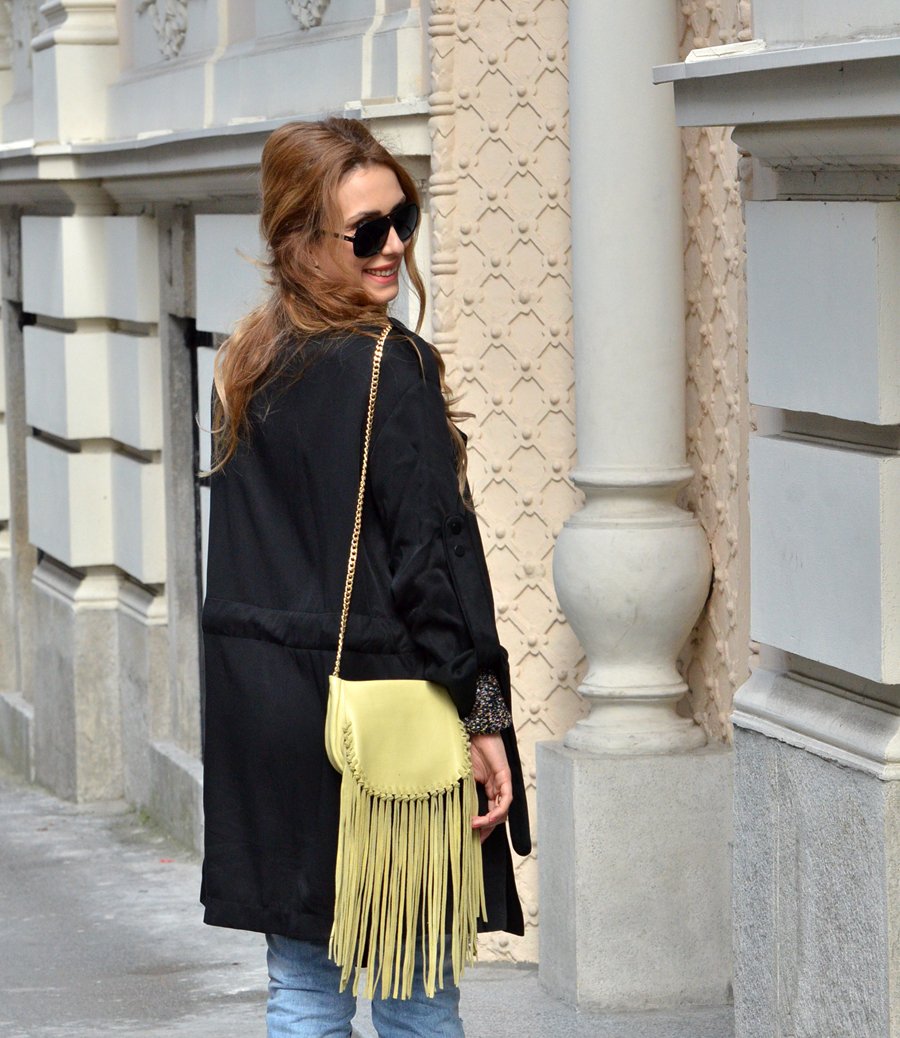 Bag with fringes  and trench coat Outfit/ Stasha Fashion Blog By Anastasija Milojevic