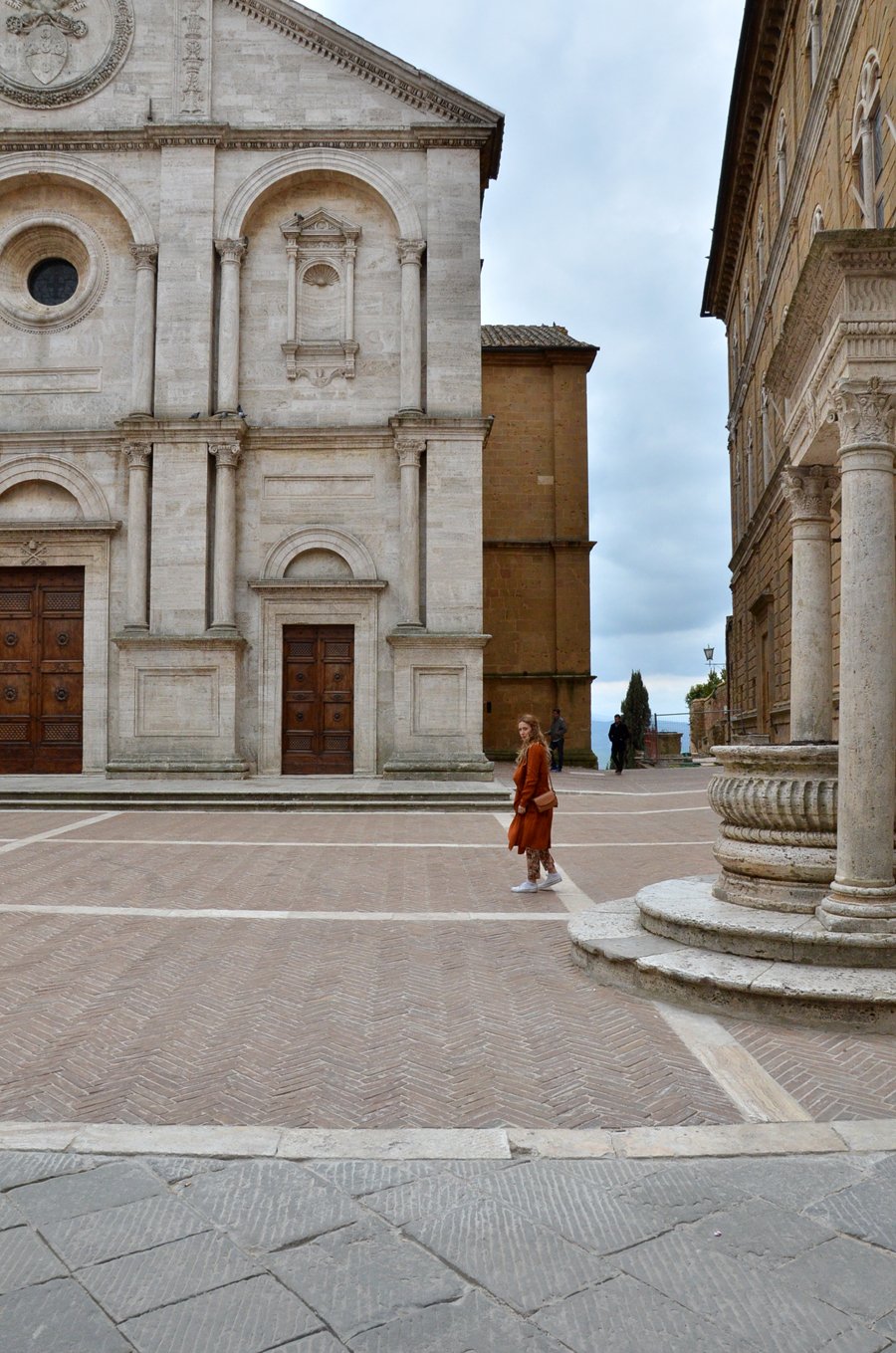 Pienza, Tuscany travel outfit / Stasha Fashion Blog by Anastasija Milojevic