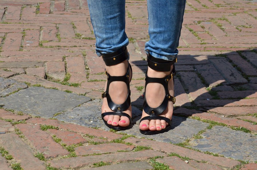 Siena, Italy,  Tom Ford Triple-Buckle Metallic Sandal/ Stasha Fashion  Blog