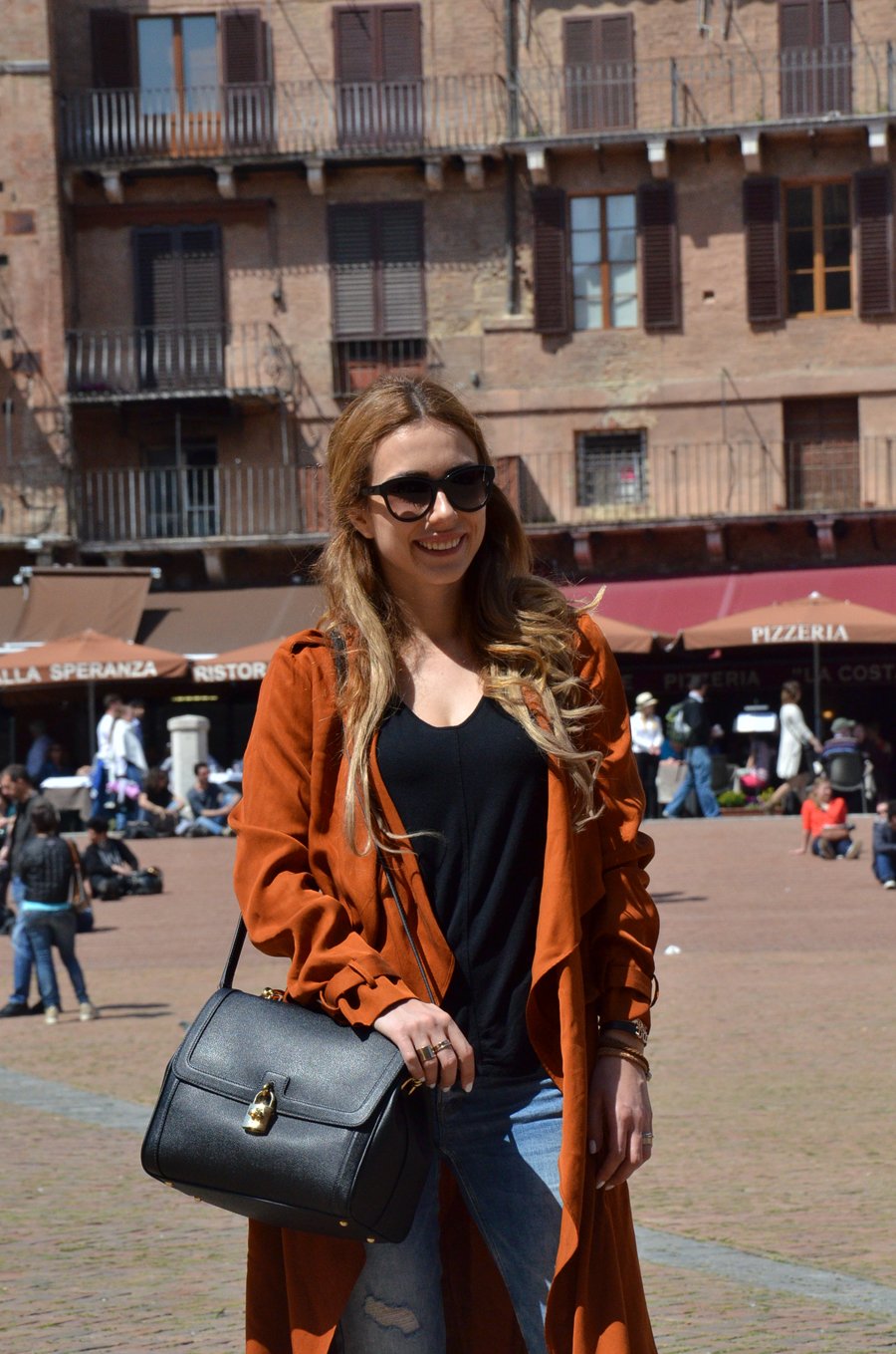 Siena, Italy / Dolce&Gabbana  bag / Stasha Fashion Blog 