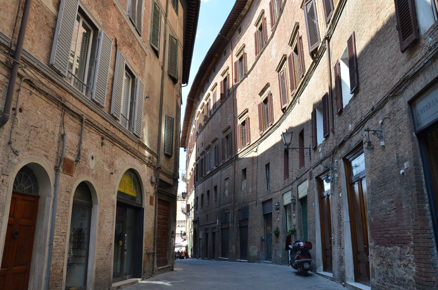 Siena, Italy /  Stasha Travel Blog 