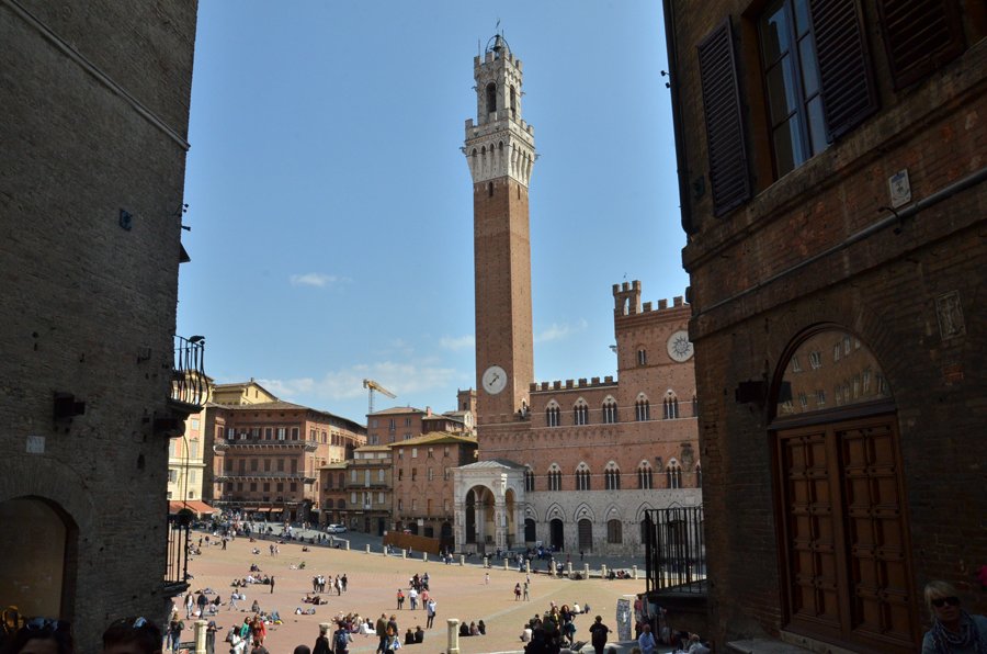 Siena, Italy / Stasha Travel Blog 