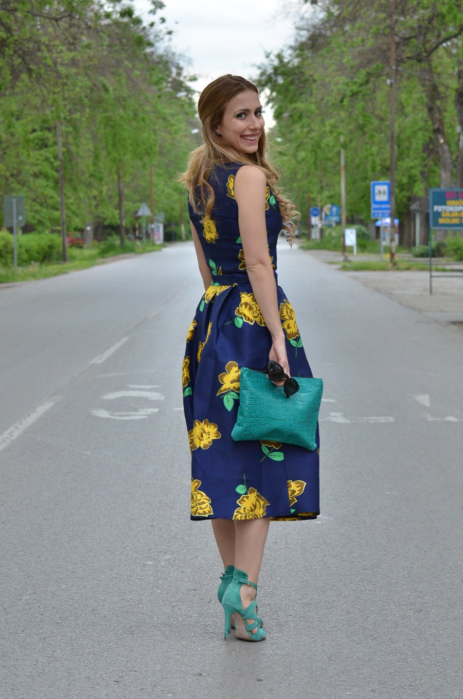 Tank Top Navy Floral Skirt Set Outfit/ Stasha Fashion Blog by Anastasija Milojevic