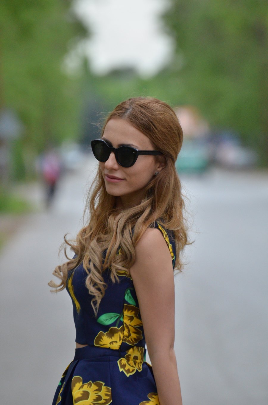 Tank Top Navy Floral Skirt Set Outfit/ Stasha Fashion Blog by Anastasija Milojevic