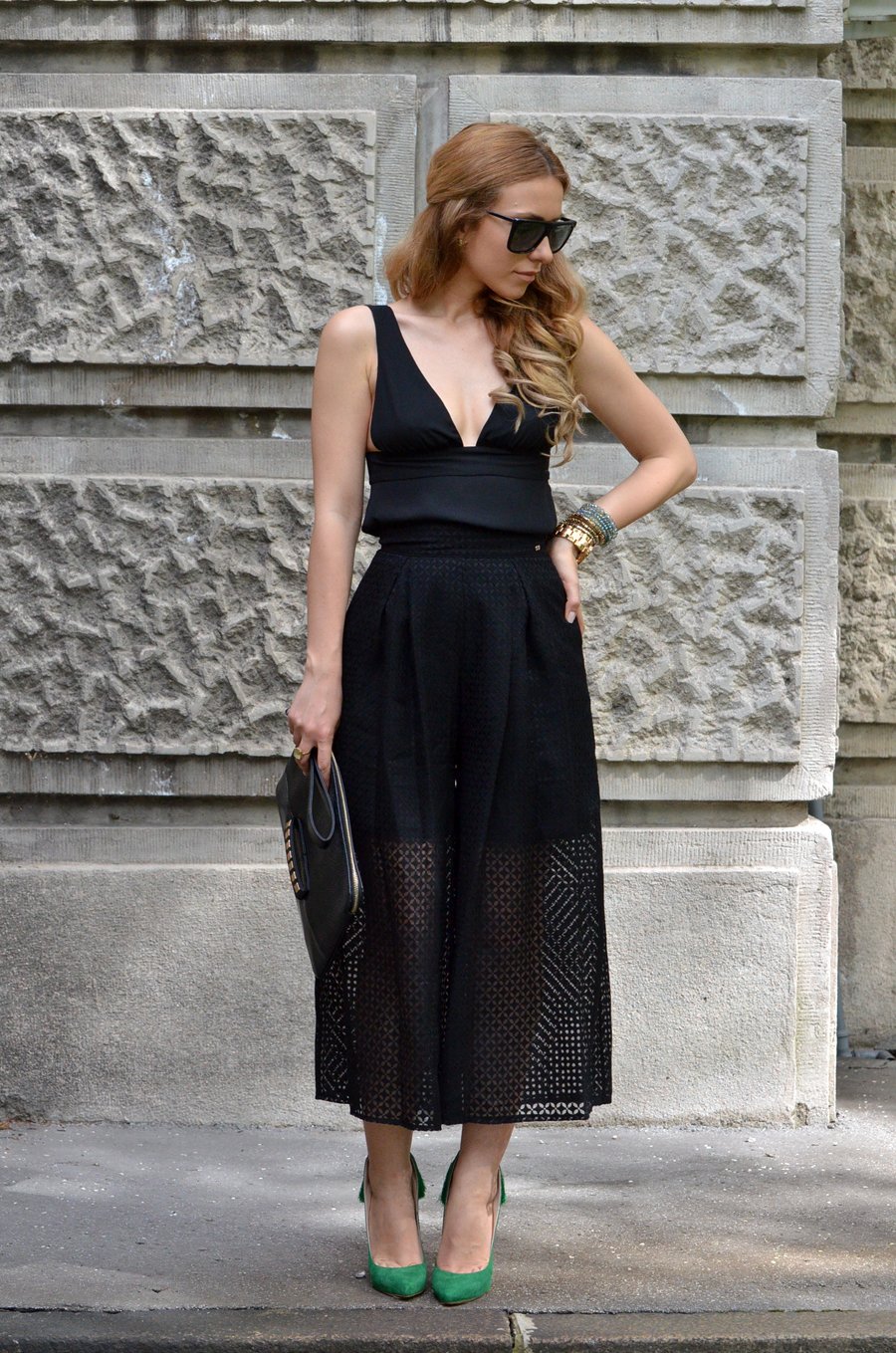 Black Outfit, Green Shoes / Stasha Fashion Blog by Anastasija Milojevic