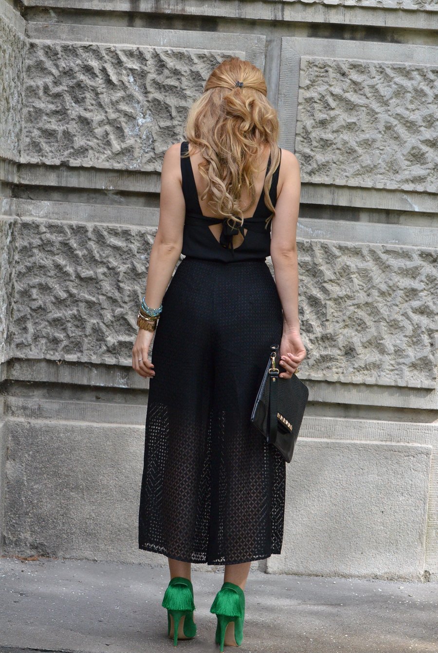 Black Outfit, Green Shoes / Stasha Fashion Blog by Anastasija Milojevic