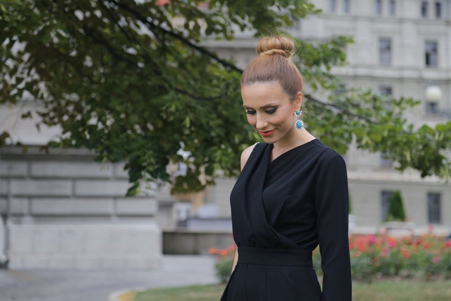 Elegant Black Jumpsuit / Crni Kombinezon - Stasha Fashion blog by Anastasija, make up by Ana Nikolic