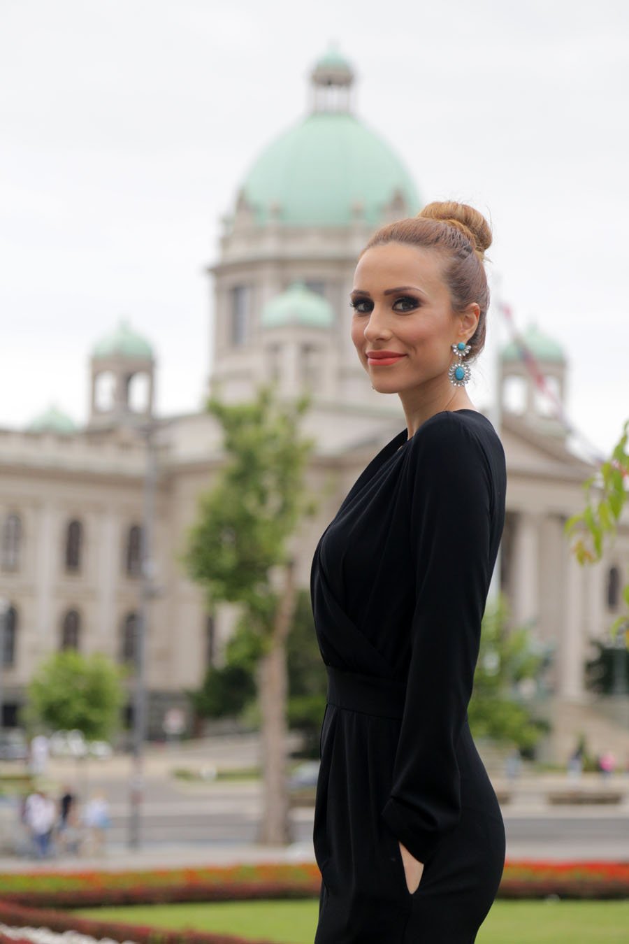 Elegant Black Jumpsuit / Crni Kombinezon - Stasha Fashion blog by Anastasija, make up by Ana Nikolic