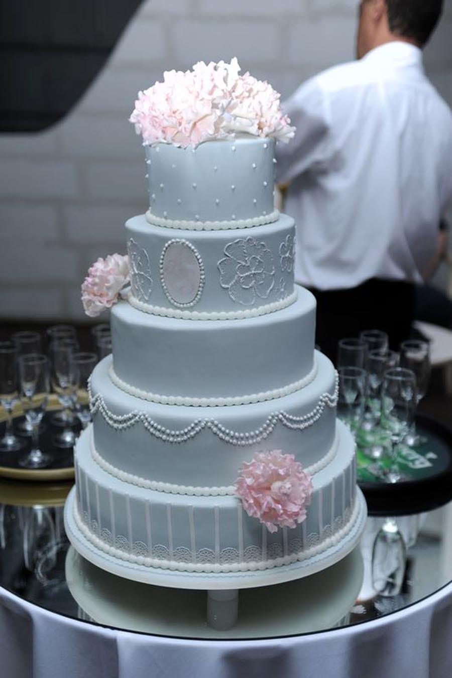 The Wedding Cake / Stasha Fashion Blog By Anastasija - 5 Tier Wedding Cake