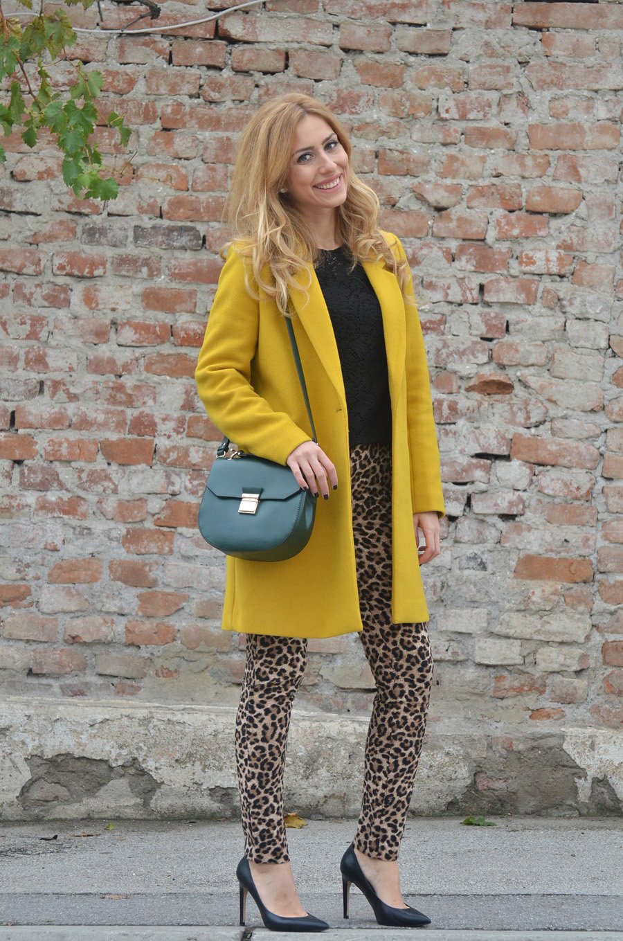  Colors to Wear With Leopard Pants / Stasha Fashion Blog by Anastasija 