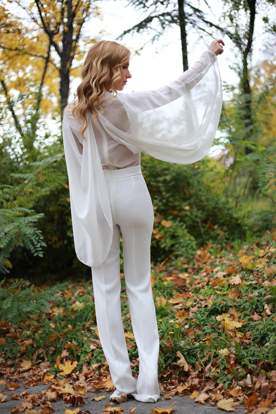 White Jumpsuit / Stasha fashion Blog by Anastasija