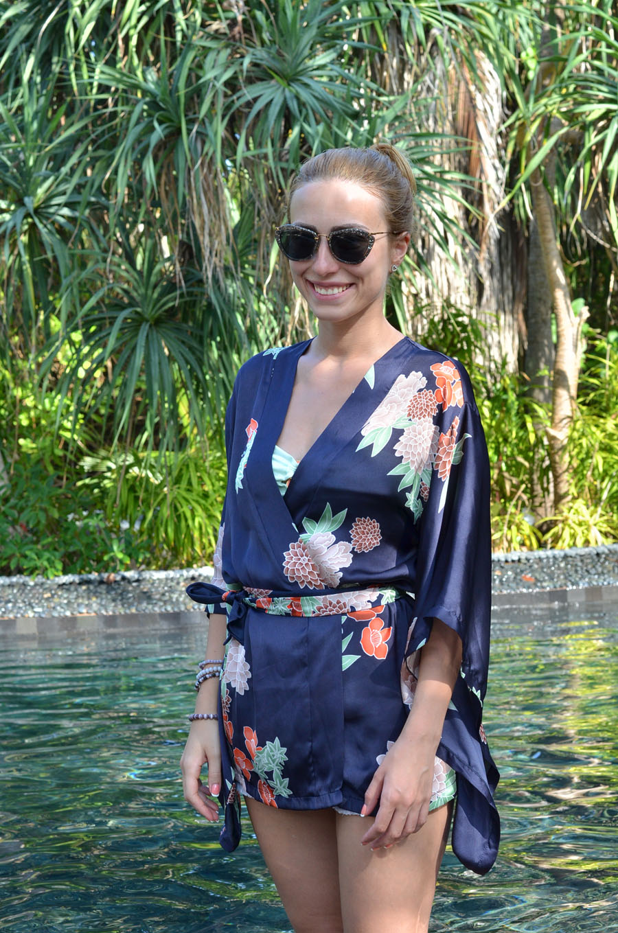 Kimono Maldives Outfit - Stasha Fashion & Travel Blog by Anastasija Djuric