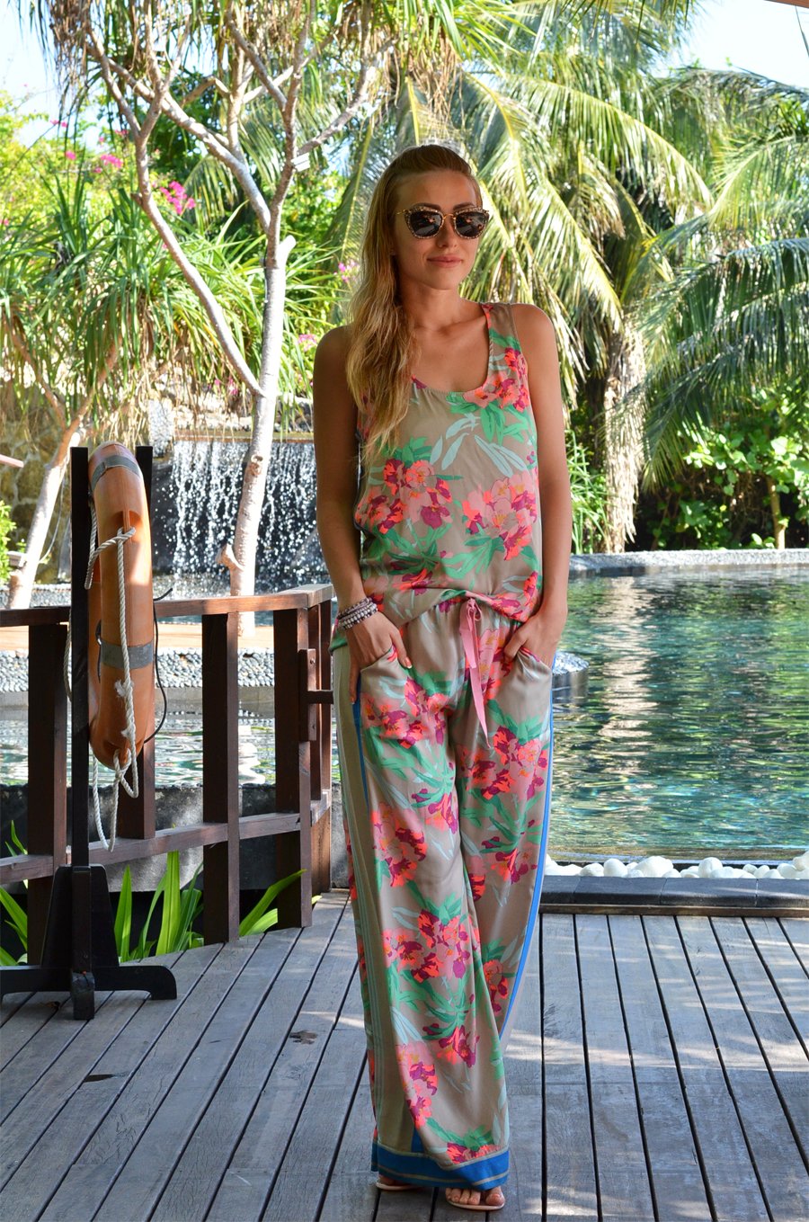 Tropical Paradise / Stasha Fashion Blog