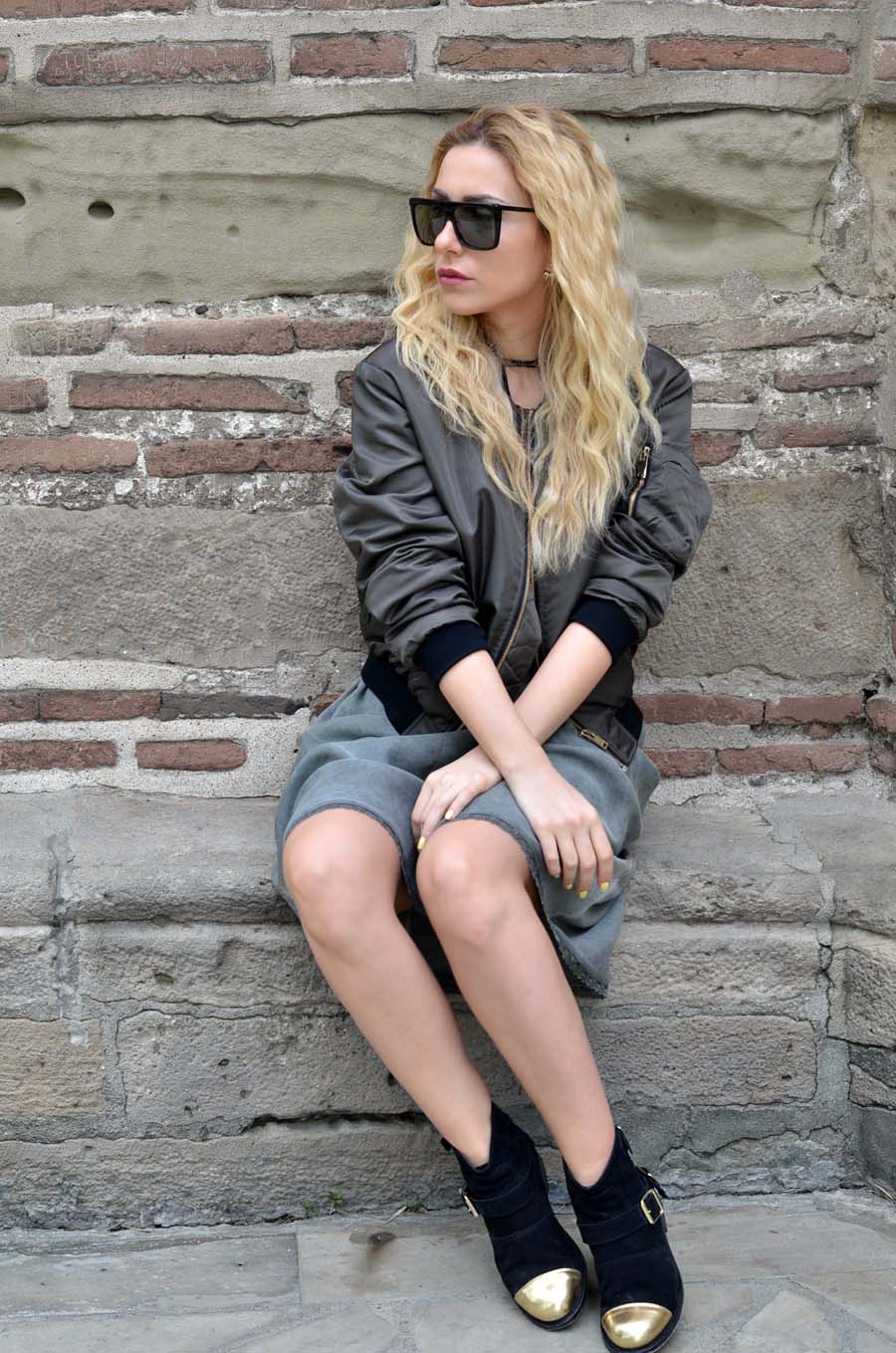 BOMBER JACKET OUTFIT / Stasha Fashion Blog