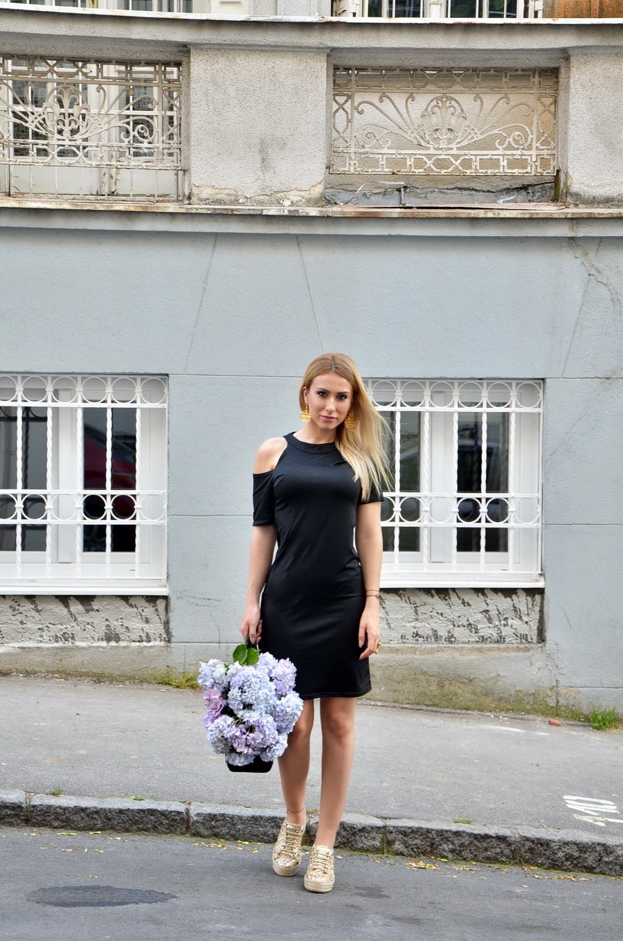 Hydrangeas, LBD & Glitter Espadrilles Summer Outfit / Stasha fashion Blog