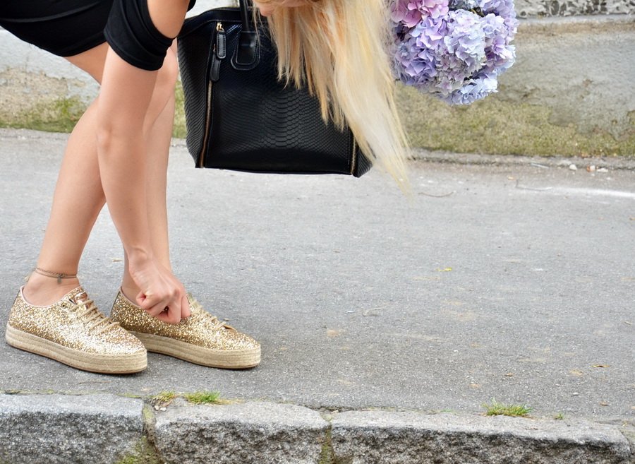 Hydrangeas, LBD & Glitter Espadrilles Summer Outfit / Stasha fashion Blog