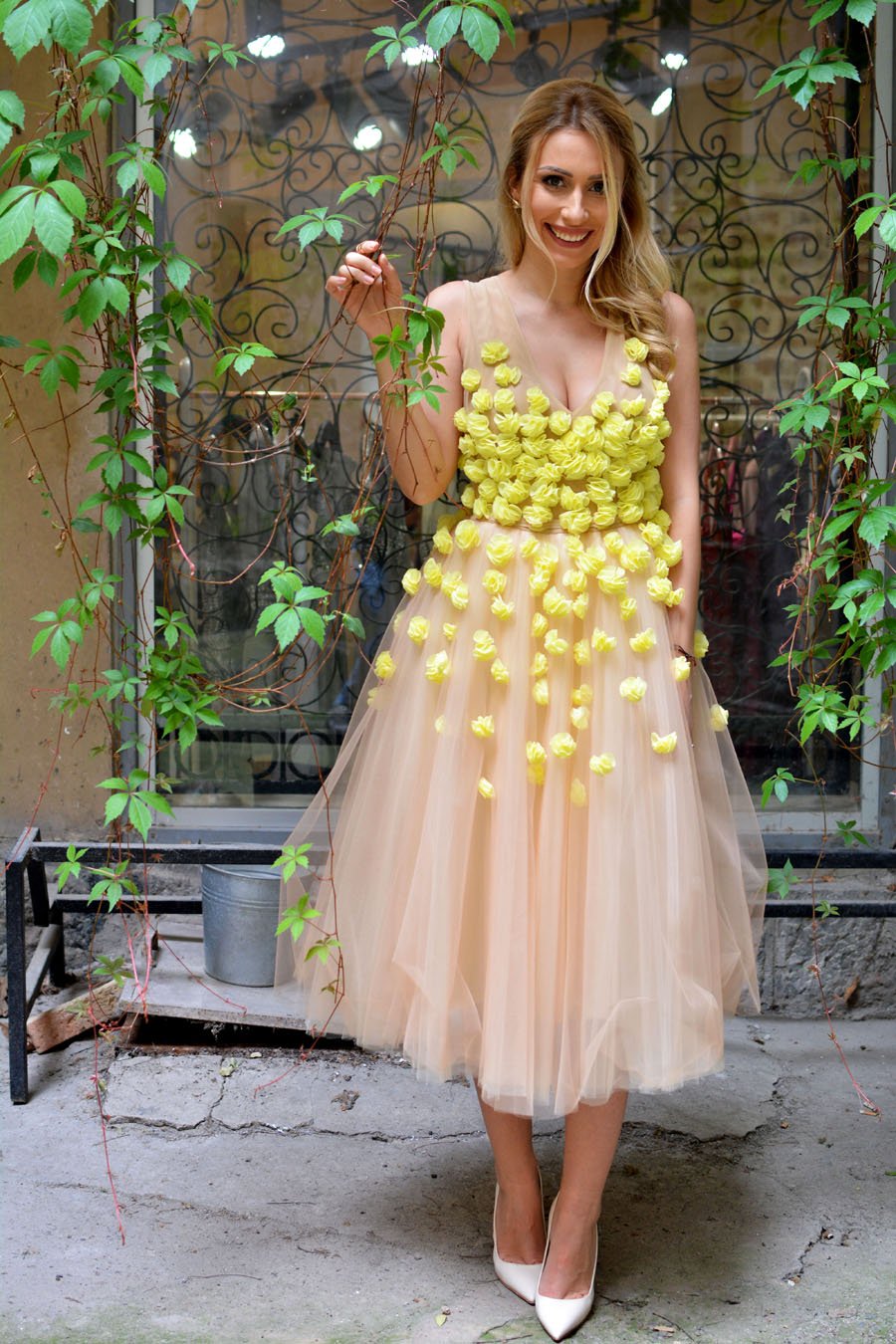 Yellow rose petals Dress / Stasha Fashion Blog 