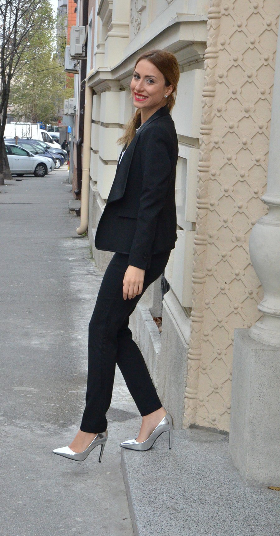 What to wear for New Year's Eve: Women's tuxedo Outfit / Stasha Fashion by Anastasija Milojevic