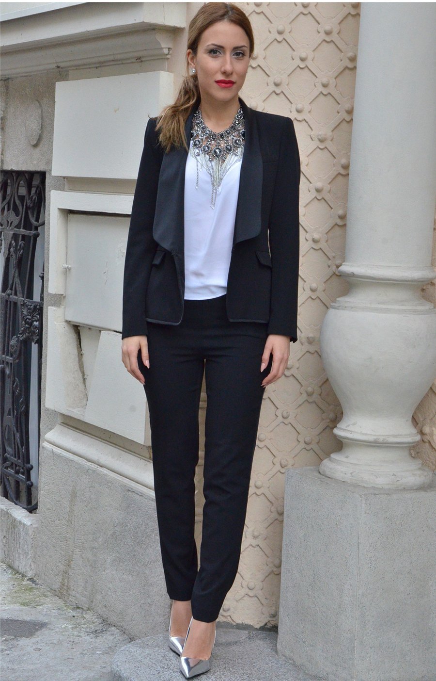 What to wear for New Year's Eve: Women's tuxedo Outfit / Stasha Fashion by Anastasija Milojevic