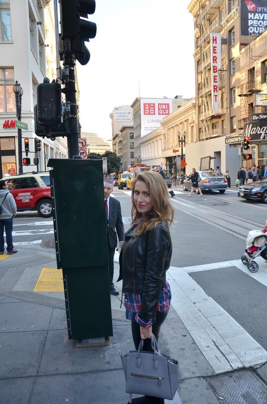 San Francisco Powell street / travel post by Stasha Fashion / Anastasija Milojevic