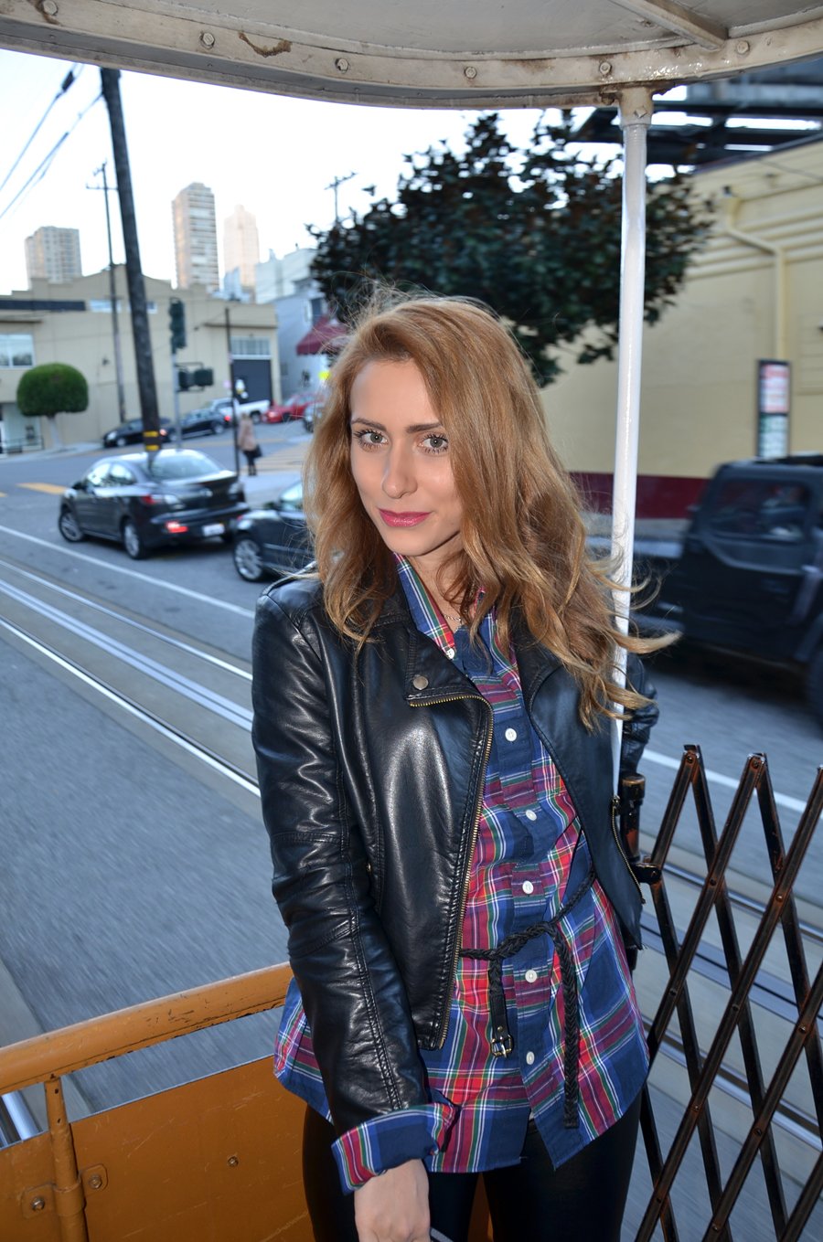 San Francisco Cable car ride / travel post by Stasha Fashion / Anastasija Milojevic