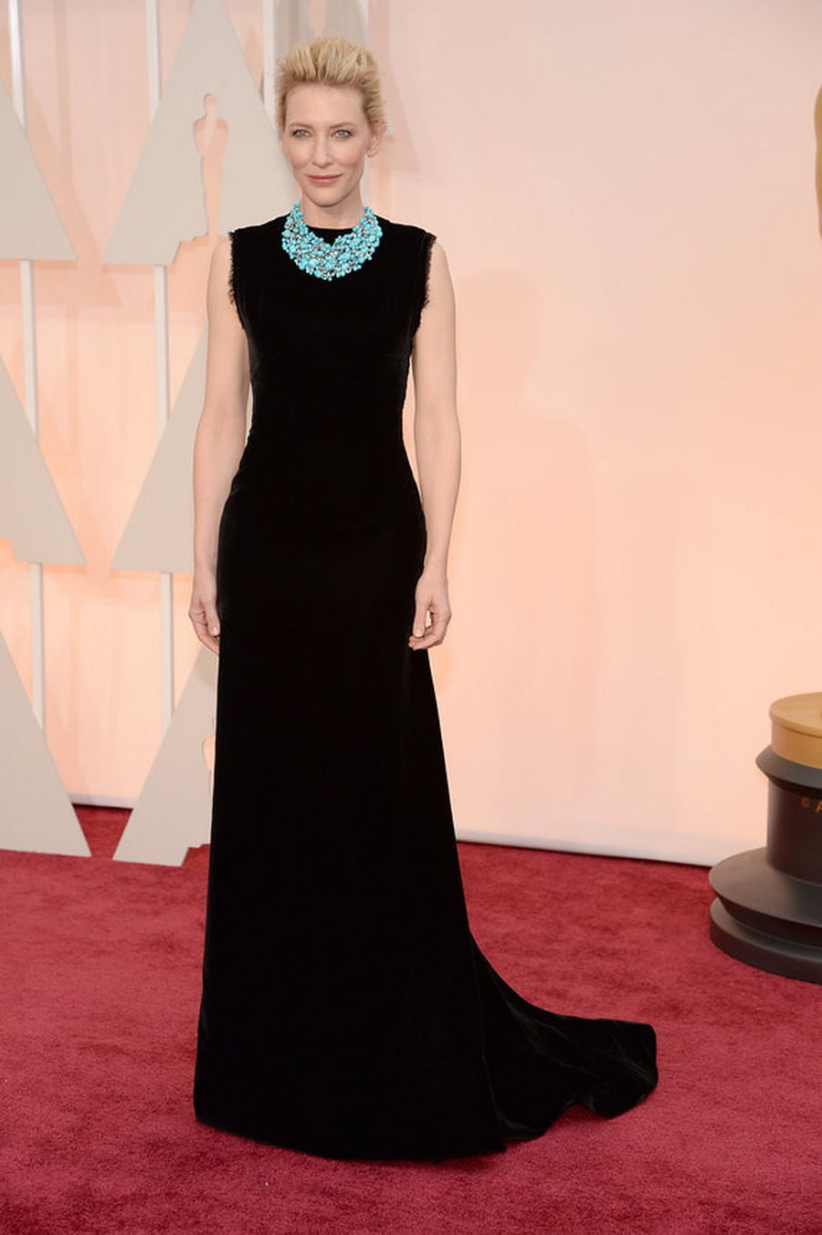 cate-blanchett-oscars-red-carpet-2015