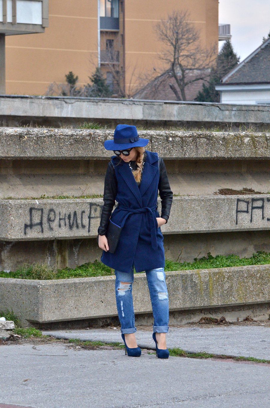 Street Style: Navy Blue I love you / Stasha Fashion Blog By Anastasija Milojevic