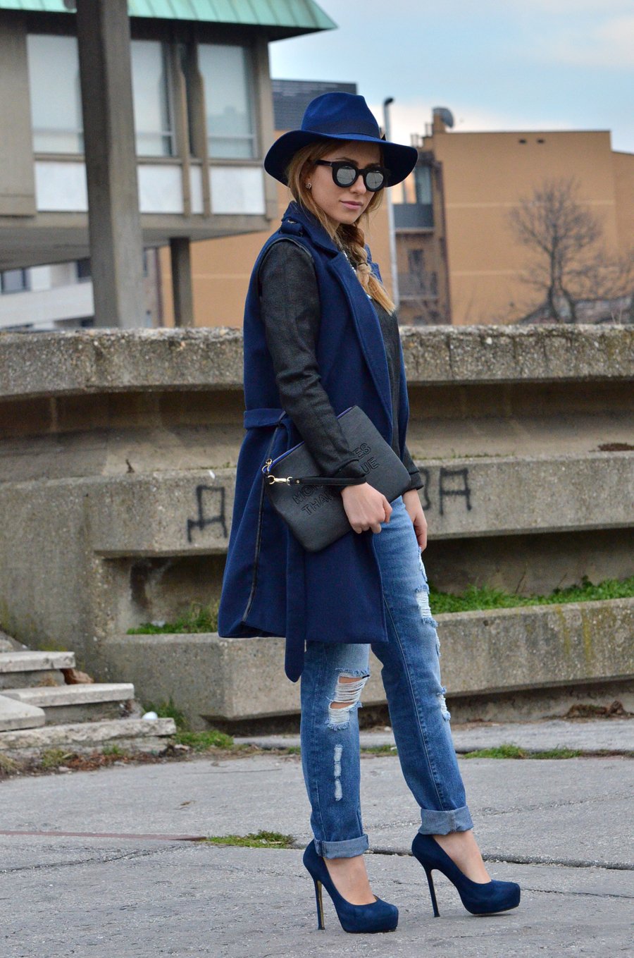 Street Style: Navy Blue I love you / Stasha Fashion Blog By Anastasija Milojevic