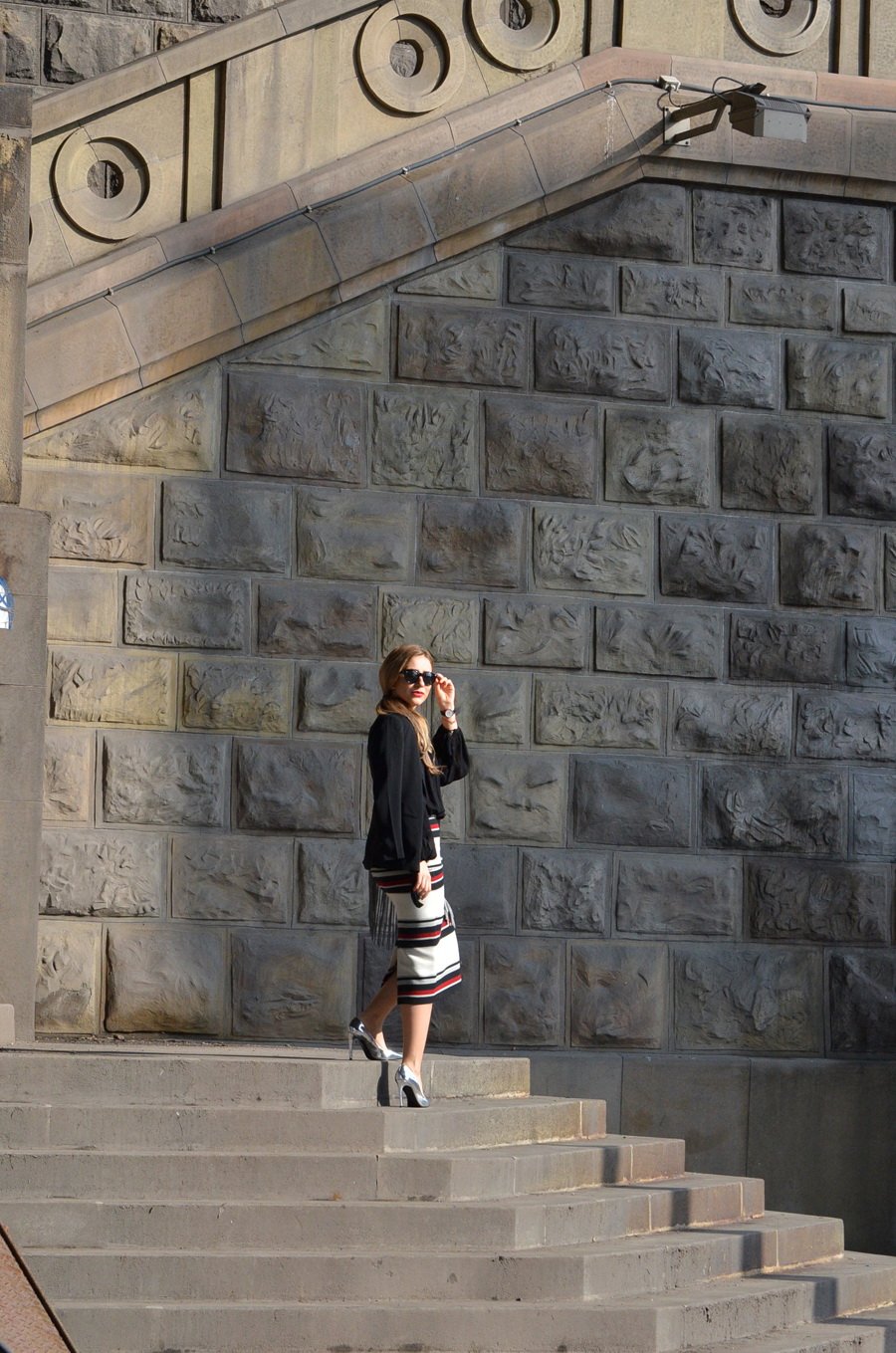 Stasha fashion lady outfit /  fashion Blog by Anastasija Milojevic : fringe bag, skirt  & silver heels